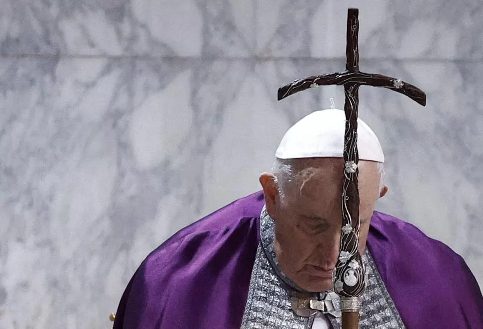 BERGOGLIO. Pese a sus problemas de salud y su edad, se mostró muy activo en los últimos meses. reuters