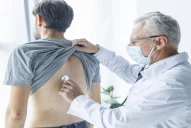 Neumonía bilateral: “Se trata de casos de Covid no detectados”