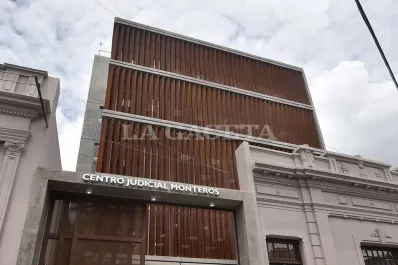 No paga la cuota alimentaria de su hija y la Justicia le retuvo el DNI