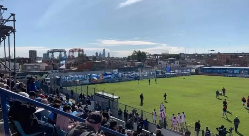 UNA FORTALEZA. Si bien este año todavía no ganó, en el estadio “Osvaldo Baletto” San Telmo suele hacerse fuerte. 