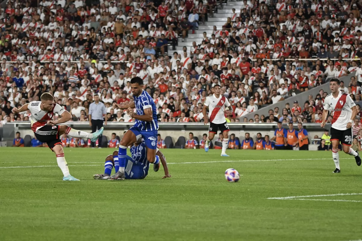 Con una goleada frente a Godoy Cruz, River se vuelve a ilusionar