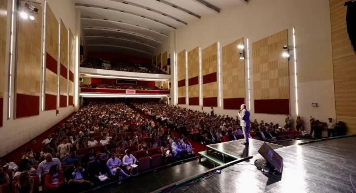 Educación lanzó una nueva edición del programa de capacitación docente Formar