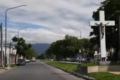 En Yerba Buena, los comercios abrirán sus puertas el viernes por la mañana