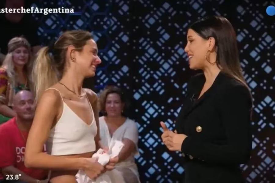 Belén ingresó a Masterchef y expresa su felicidad con la conductora del programa, Wanda Nara.