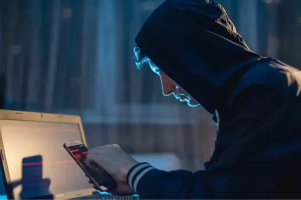 Cómo es la nueva estafa cibernética en la que simulan trabajar para Mercado Libre y pueden saquearte la cuenta