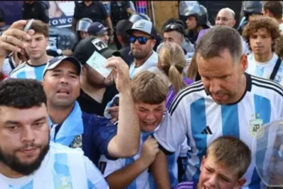 Impotencia y bronca: 400 personas fueron estafadas con entradas truchas para ver a Messi