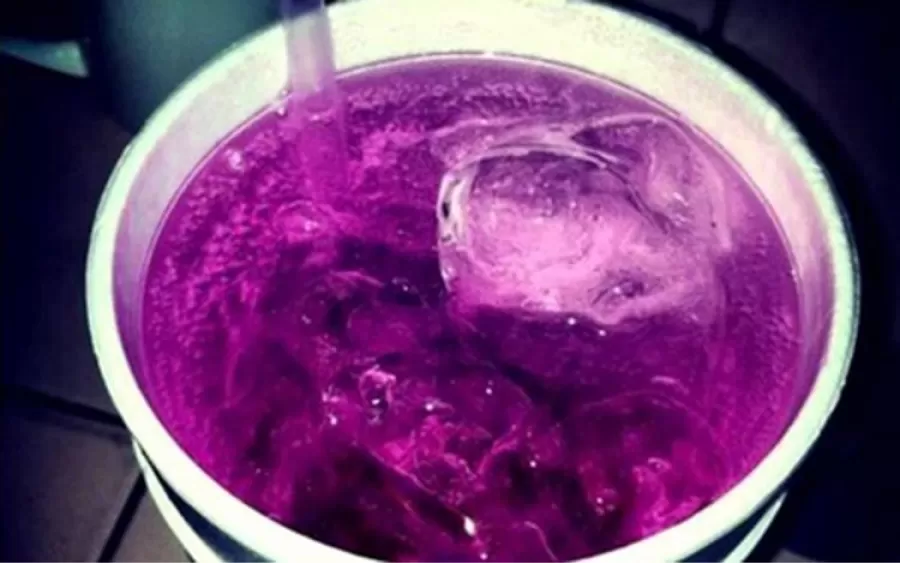 Purple Drank, una peligrosa bebida de Estados Unidos que es consumida en Argentina.