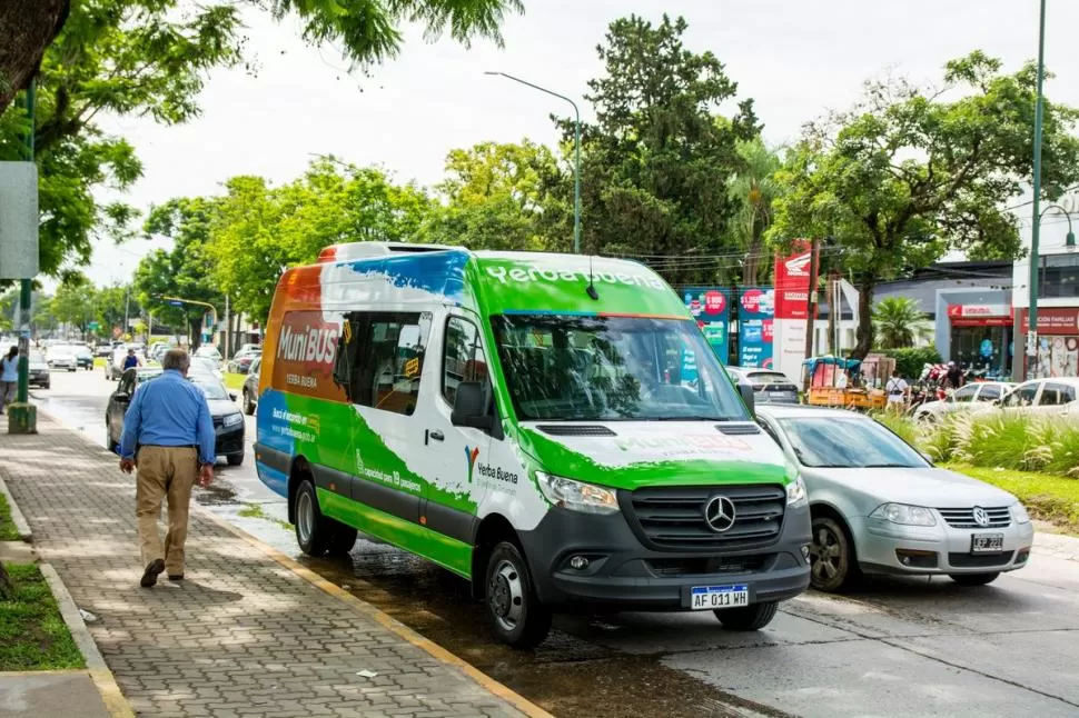 SERVICIO MUNICIPAL. El Munibus ayuda a la conectividad en Yerba Buena.  
