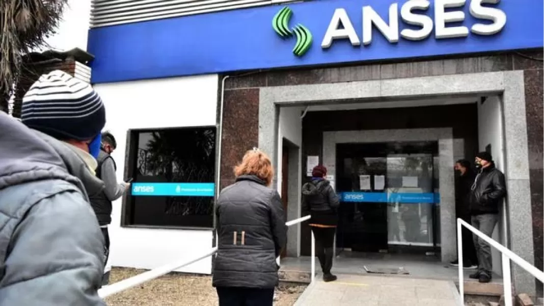 Anses: Quiénes cobran mañana y el calendario para lo que queda de marzo