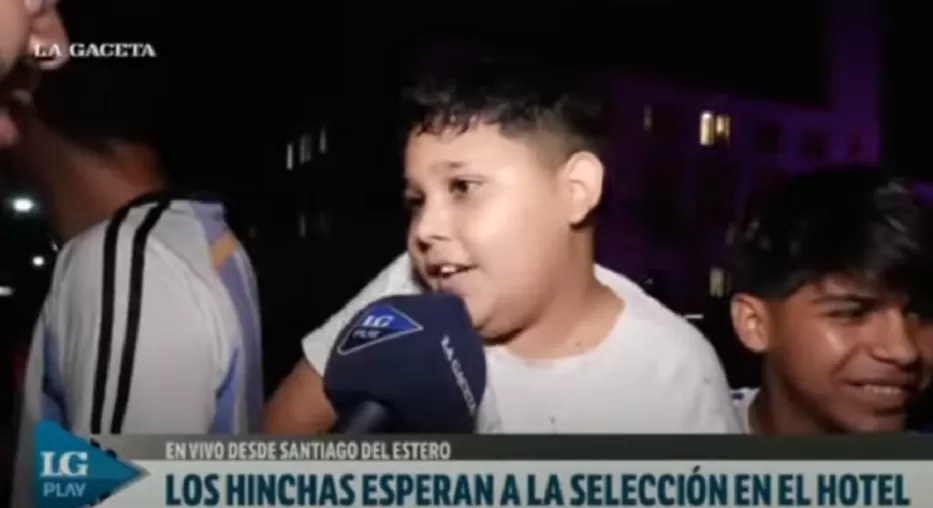 Un chico faltó a clases para ver a la Selección: Es más importante Messi que la escuela