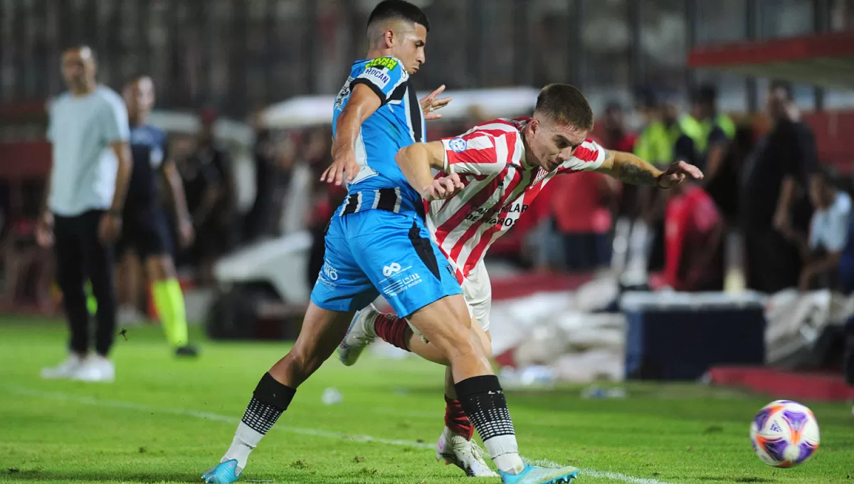 MÁS JUEGO. Enzo Martínez volverá a tener la responsabilidad de crear en el mediocampo de San Martín, esta vez ante Guillermo Brown de Madryn.