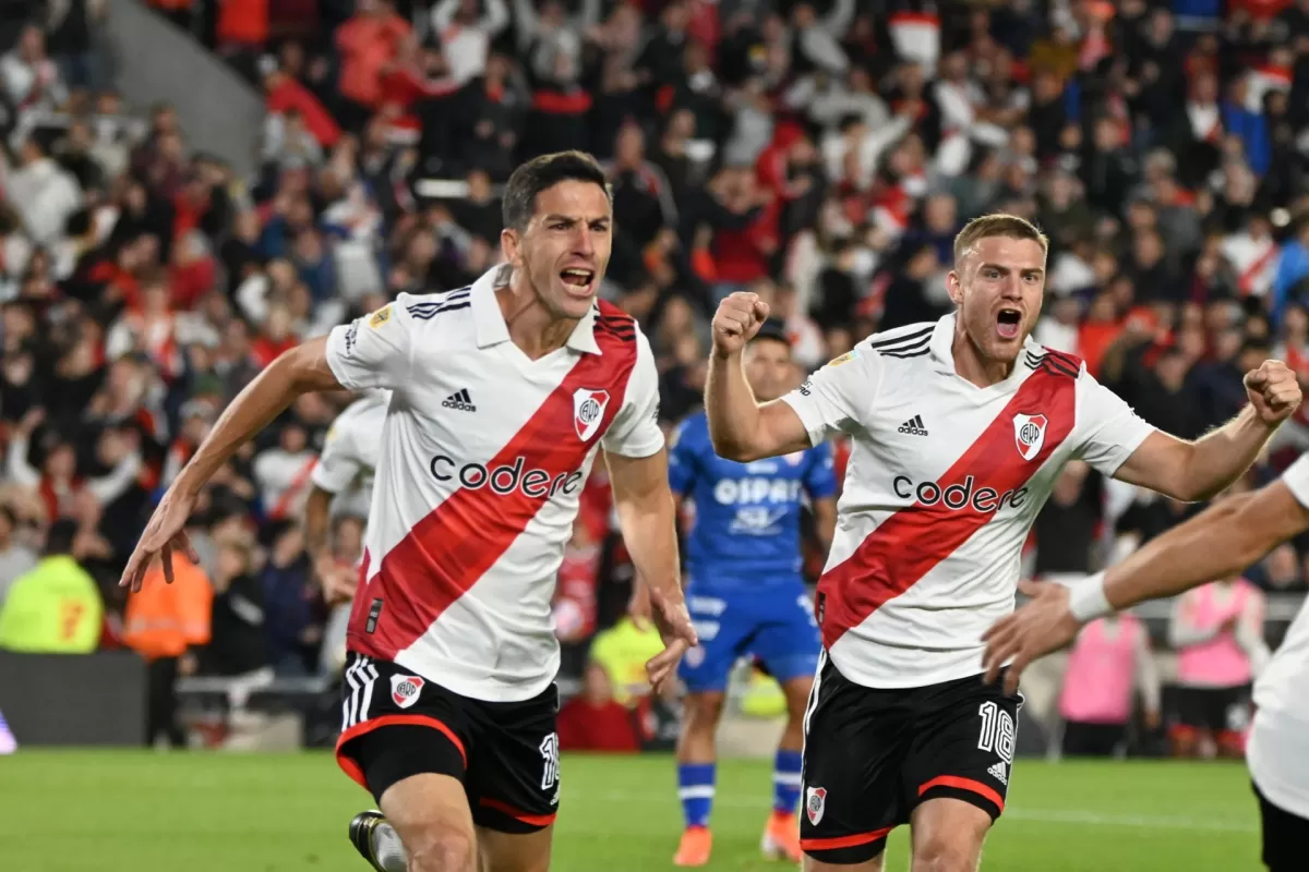 River venció a Unión y se consolida en la cima del torneo