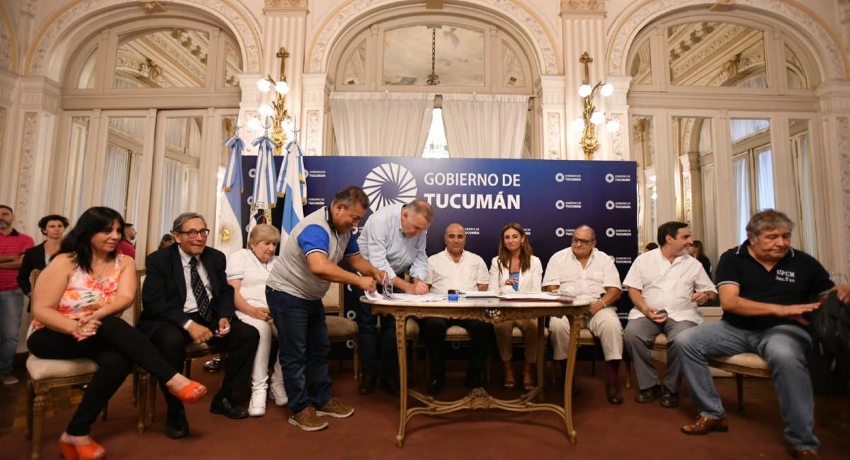 Paritarias 2023: El Gobierno y los gremios de la salud alcanzaron un acuerdo