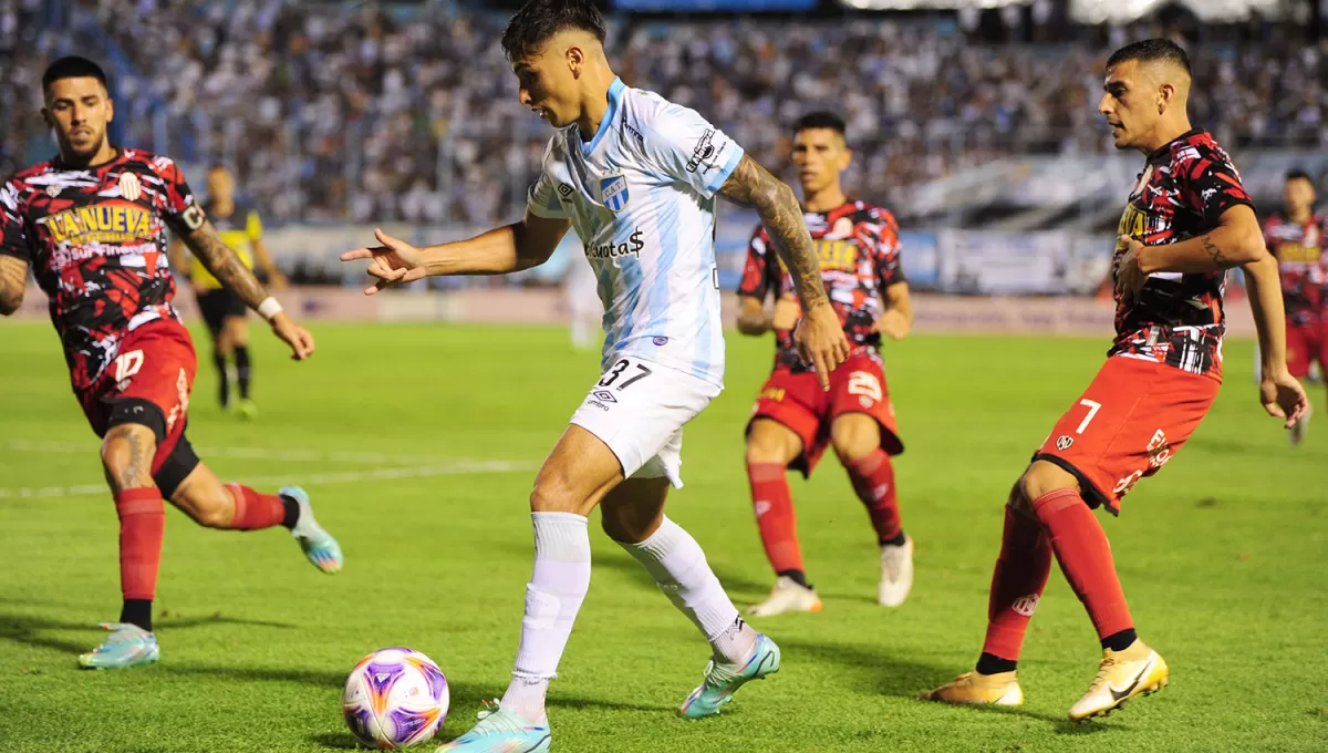 COMO UN BÁLSAMO. Atlético Tucumán intentará volver a sumar una victoria cuando visite a Colón.