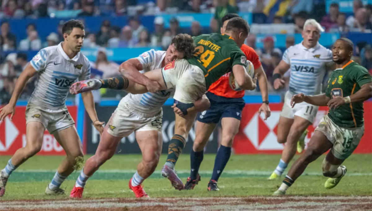 TRABAJOSO. Los Pumas 7s se despidieron con un triunfo ante los sudafricanos.