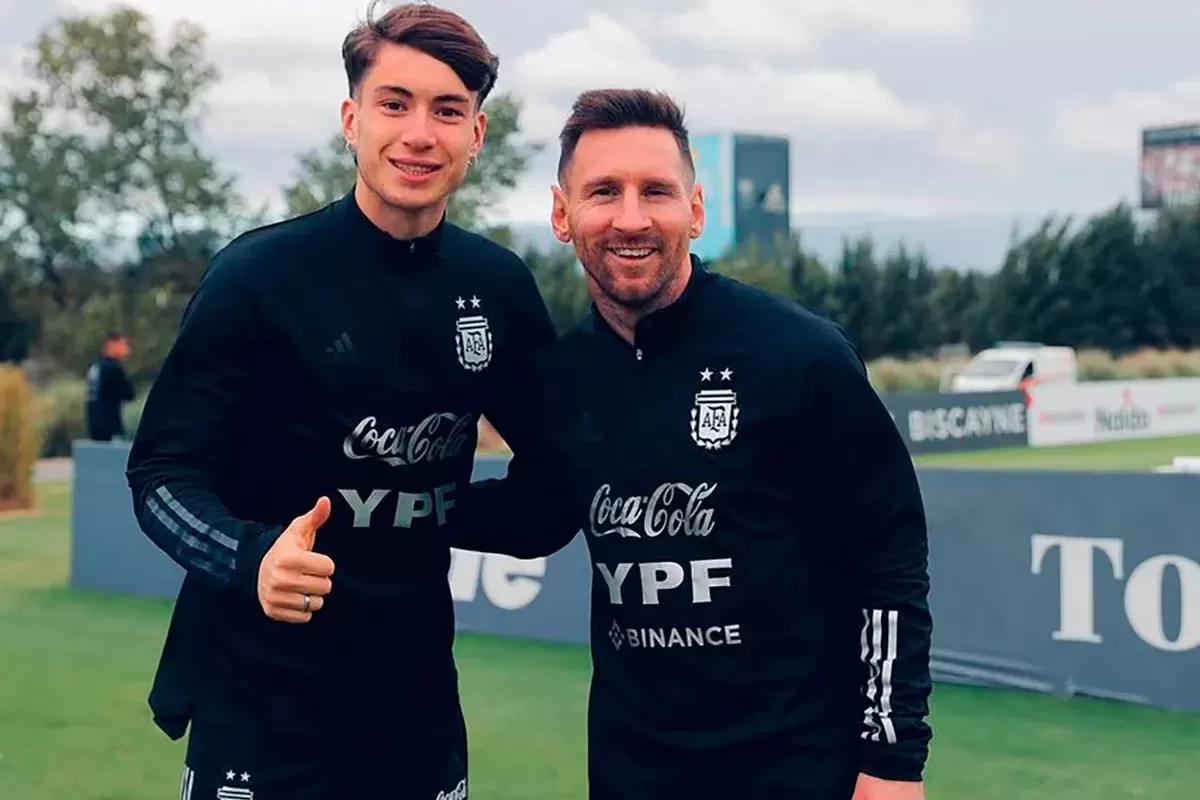 El juvenil Matías Soulé recordó un emblemático partido de ping pong con Lionel Messi y Rodrigo De Paul: “Se puso picante”