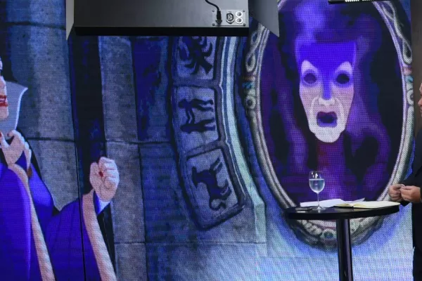 El editorial de Federico van Mameren: la mentira y la verdad del espejo