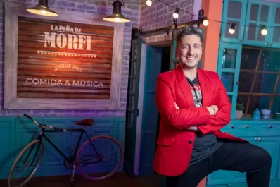 Telefe quiere que un reconocido conductor reemplace a Jey Mammon en La Peña de Morfi