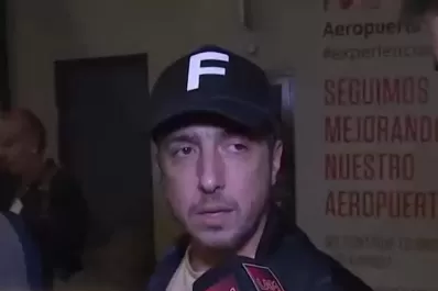 “¿Me ves con miedo?” A qué parte del mundo se fue Jey Mammón, en medio del escándalo y la denuncia por abuso