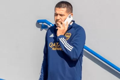 Video: Riquelme interrumpió un móvil en vivo para hacerle un insólito reclamo a un periodista