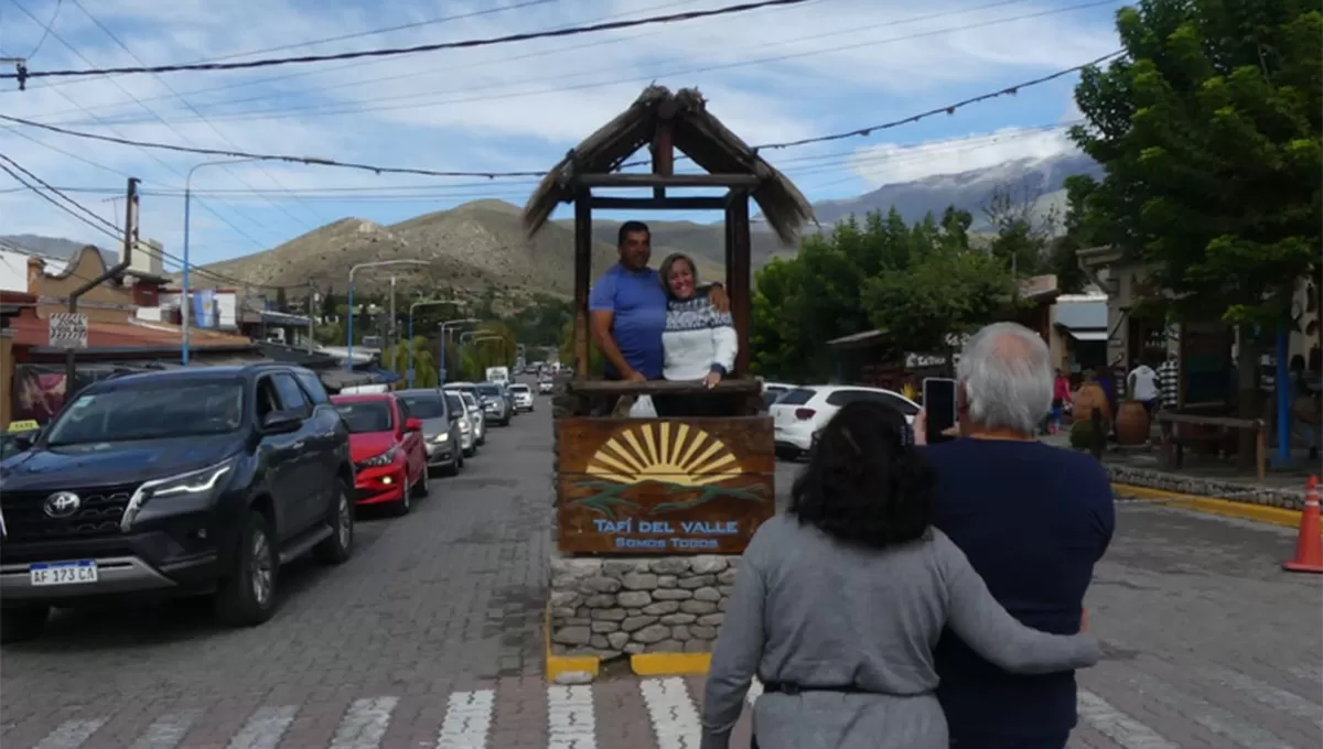 ALGO FRESCO. El SMN anuncia para Tafí del Valle una mañana soleada, con una mínima de 14°C, mientras que por la tarde el cielo estaría parcialmente nublado y la máxima llegaría a los 19 °C.