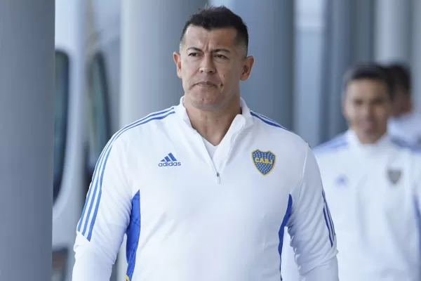 Jorge Almirón tendrá la misión de levantar el flojo nivel de Boca Juniors