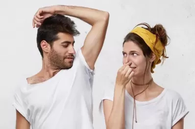 Cinco pautas higiénicas simples que recomiendan los expertos para evitar el mal olor a sudor