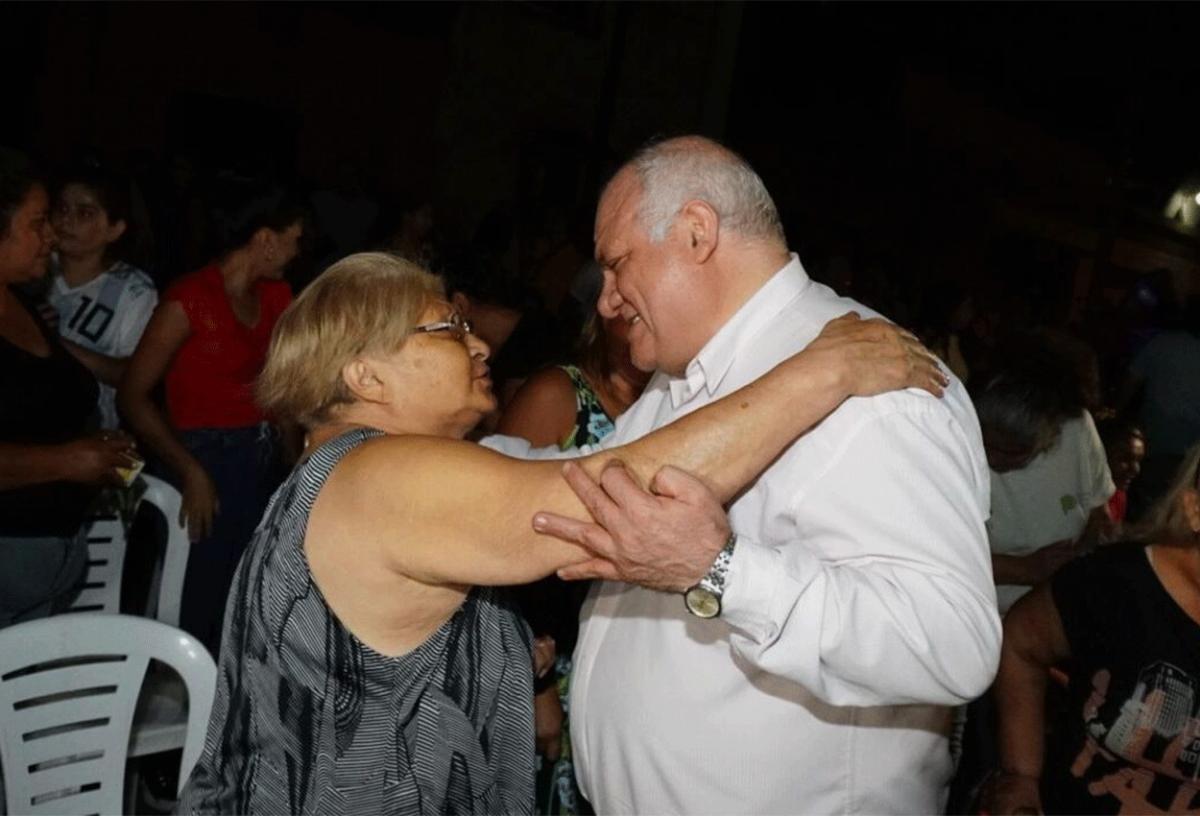 Dimes y diretes: heridas en el PRO, críticas por el clientelismo y recorridas oficialistas