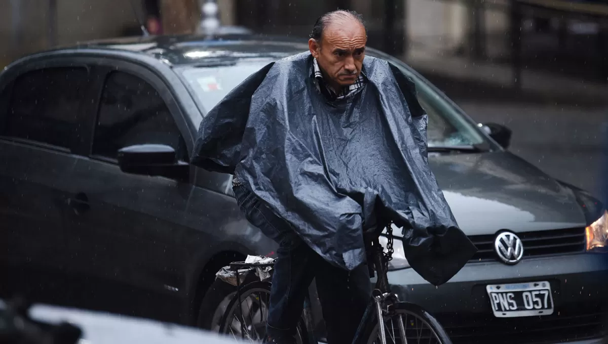 HÚMEDO. Las lluvias y el frío se instalarán durante las próximas horas en Tucumán. 