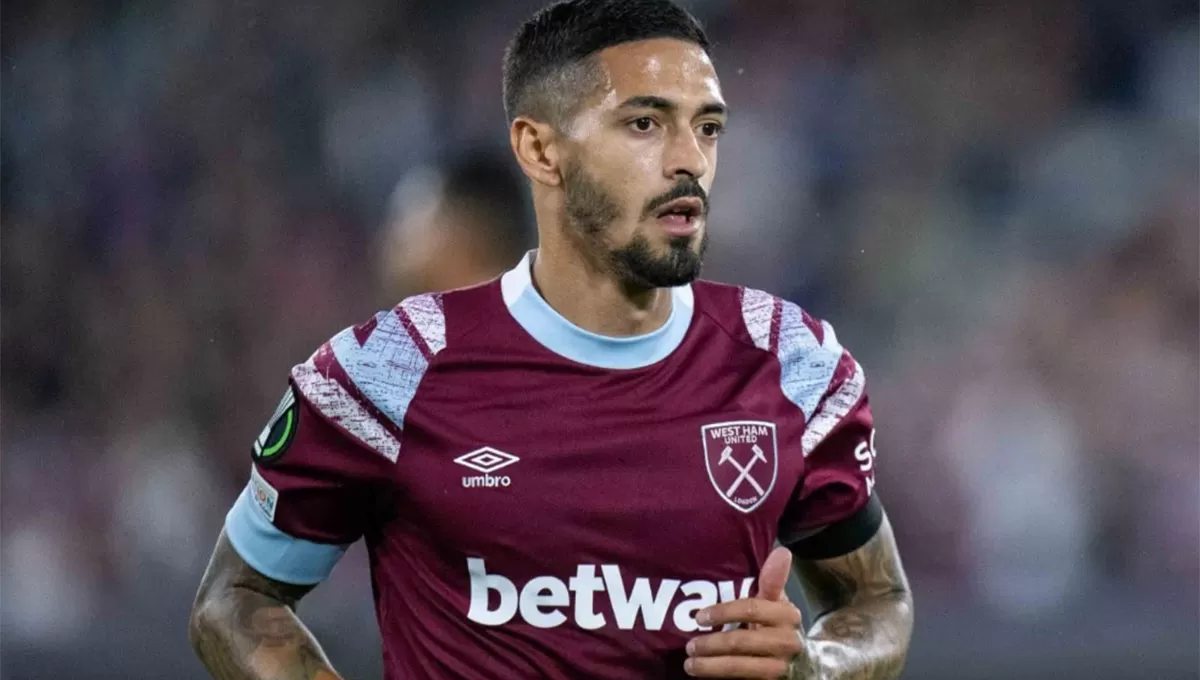 MARCHA ATRÁS. West Ham, equipo en donde milita el argentino Manuel Lanzini, deberá cambiar su patrocinador principal en los próximos cuatro años.