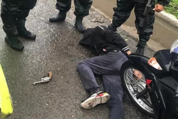 Ataque motochorro a una mujer: Aparece una moto y me dan ganas de salir corriendo”