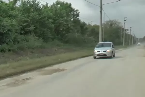 Quejas de los vecinos de los barrios privados Alto Verde por el mal estado del camino