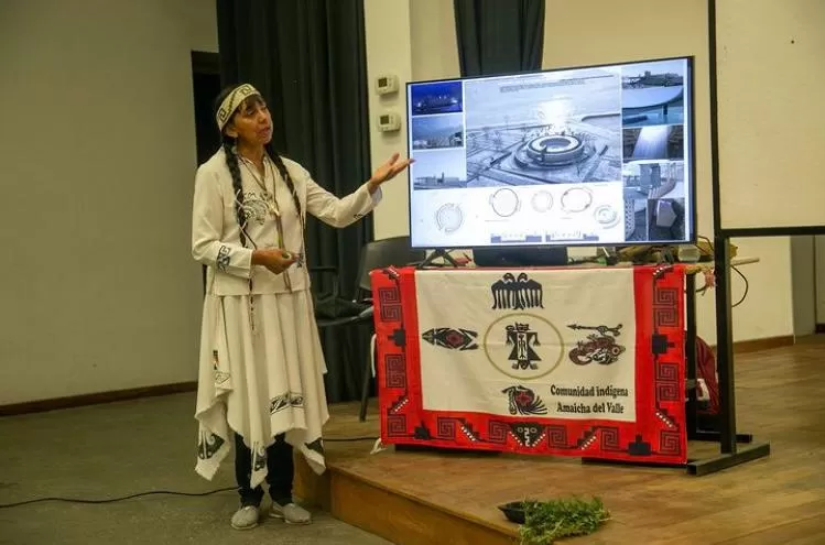 RITUALES DE LA COMUNIDAD. Durante la presentación del proyecto final se realizó una ceremonia ancestral.