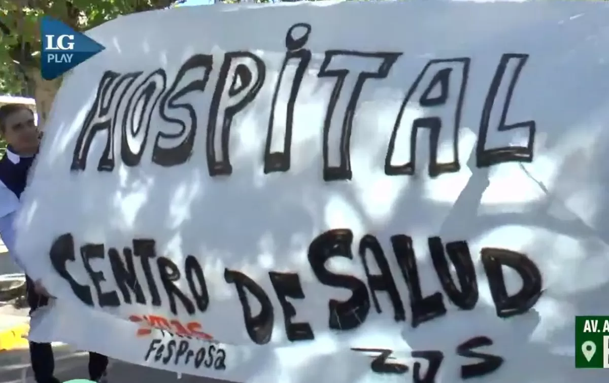 Protesta en el hospital Centro de Salud. CAPTURA DE IMAGEN 