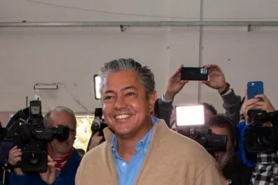 Elecciones 2023: qué diferencias y similitudes existen entre lo que pasó en Neuquén y Tucumán