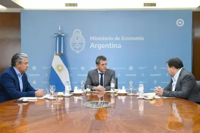 Massa recibió a los gobernadores electos de Río Negro y Neuquén