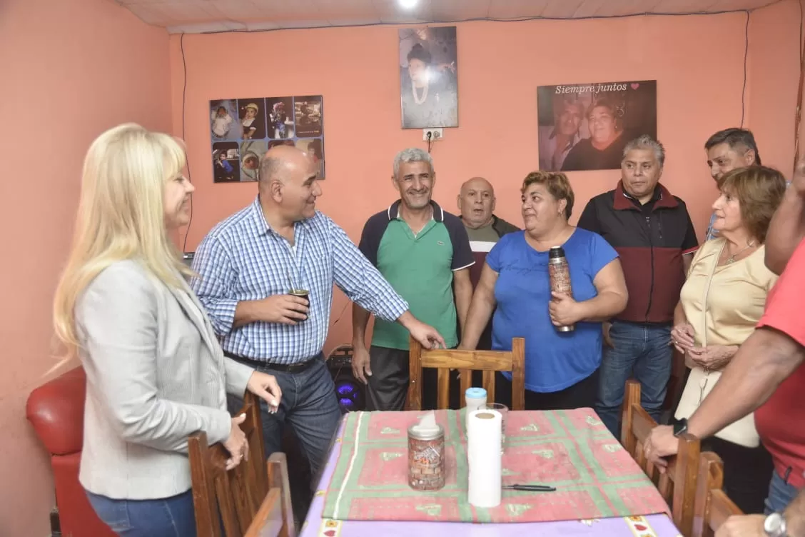 Juan Manzur y Rossana Chahla visitaron el barrio Nueva Vida