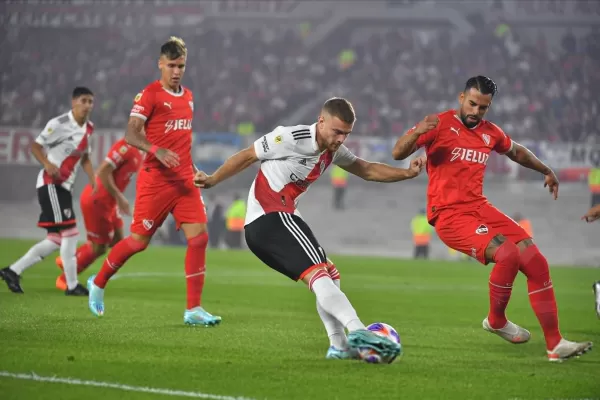 River venció a Independiente y sigue en lo más alto de la tabla de la Liga Profesional