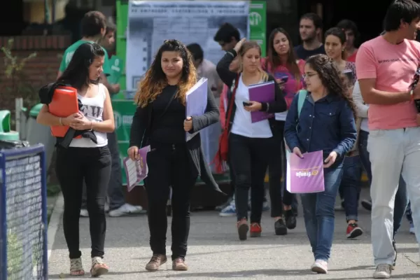 La matrícula de la UNT creció en el último lustro