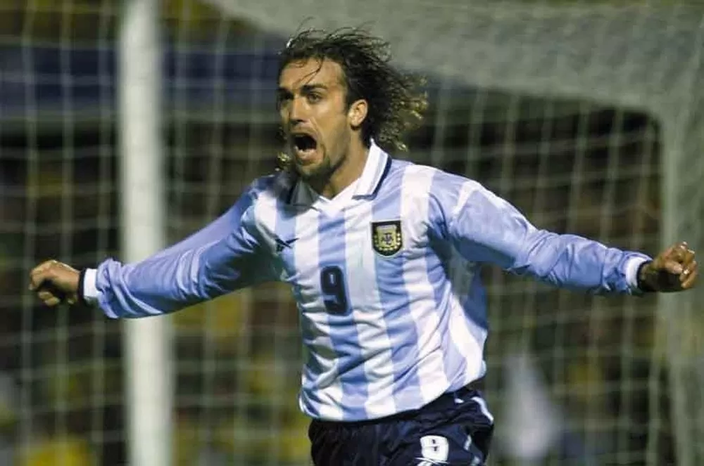 Gabriel Batistuta se retiró del fútbol en marzo de 2005.