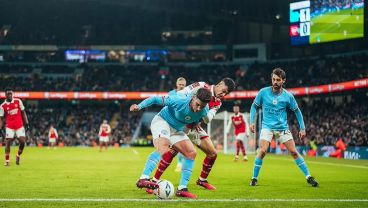 DETERMINANTE. Julián Álvarez es una de las figuras de Manchester City, que busca arrebatarle la Premier a Arsenal.