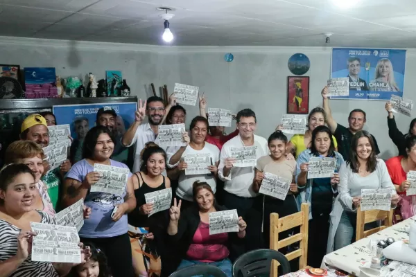 Dimes y diretes: los votos del peronismo, el viaje de un intendente y un escándalo