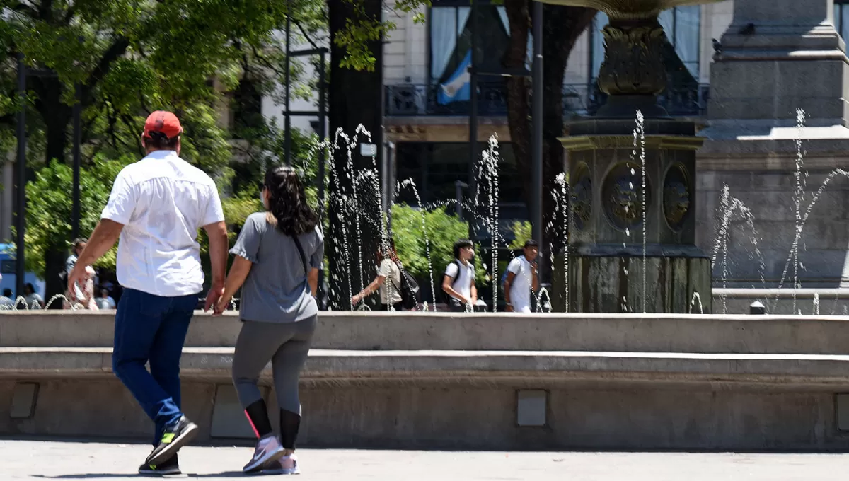 MUCHO SOL. Se espera otra jornada cálida en la capital tucumana, con una máxima que rondaría los 28 °C.