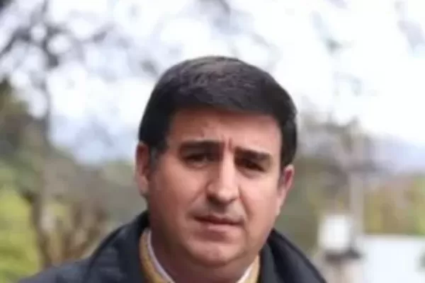 Conflicto en Yerba Buena: denuncian a Campero por malversación de fondos