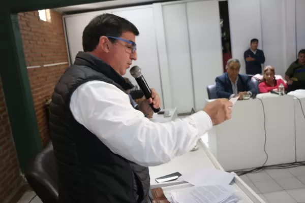 Fondos para municipios: “Campero no podría ni pagar sueldos sin el apoyo de la Provincia”