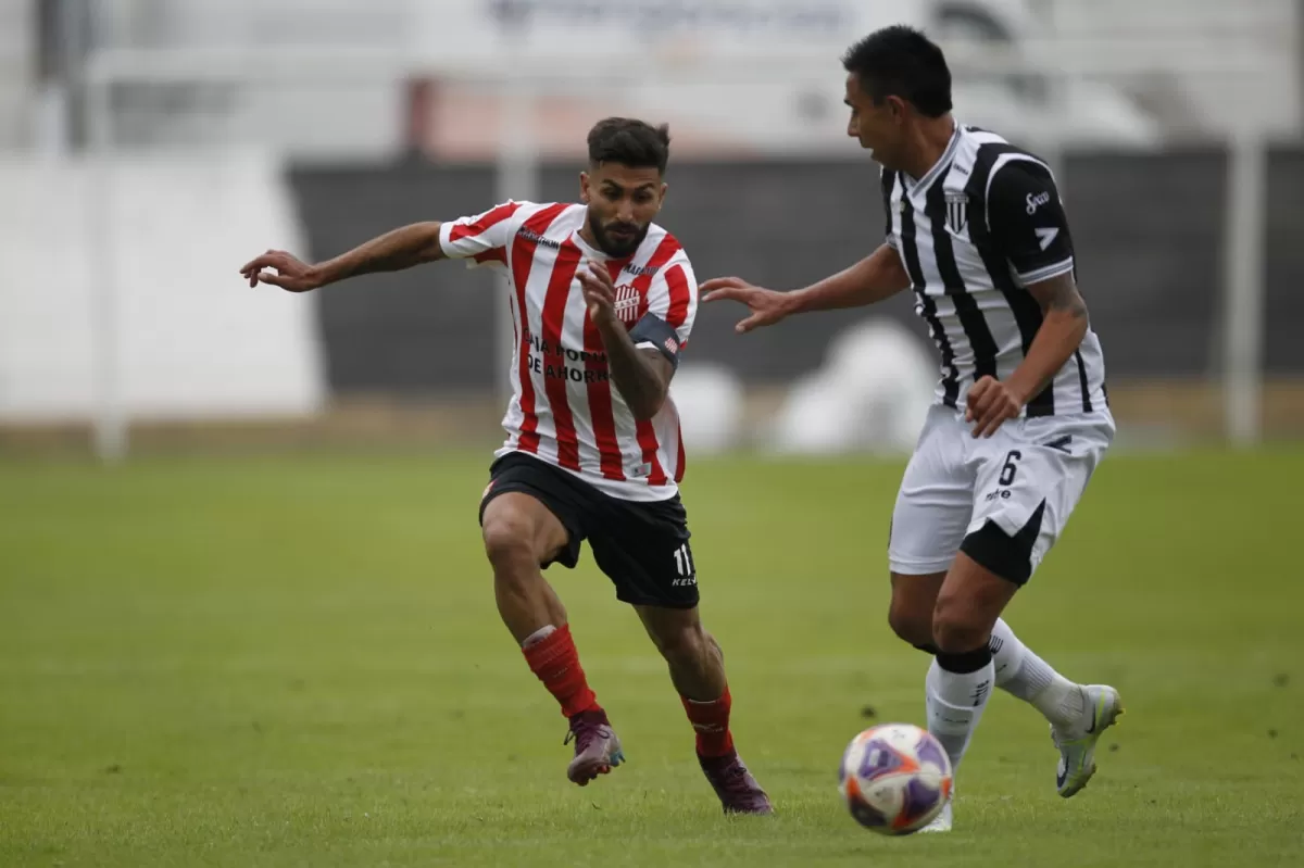 EN SANTIAGO. San Martín buscará volver a sumar como visitante en el torneo. 