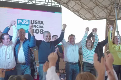 Carlos Arnedo: El 14 de mayo se eligen dos proyectos diametralmente opuestos