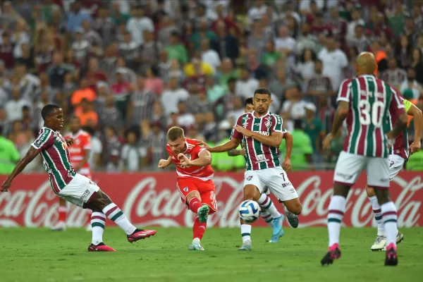 River recibió una durísima paliza de Fluminense con el argentino Cano como figura