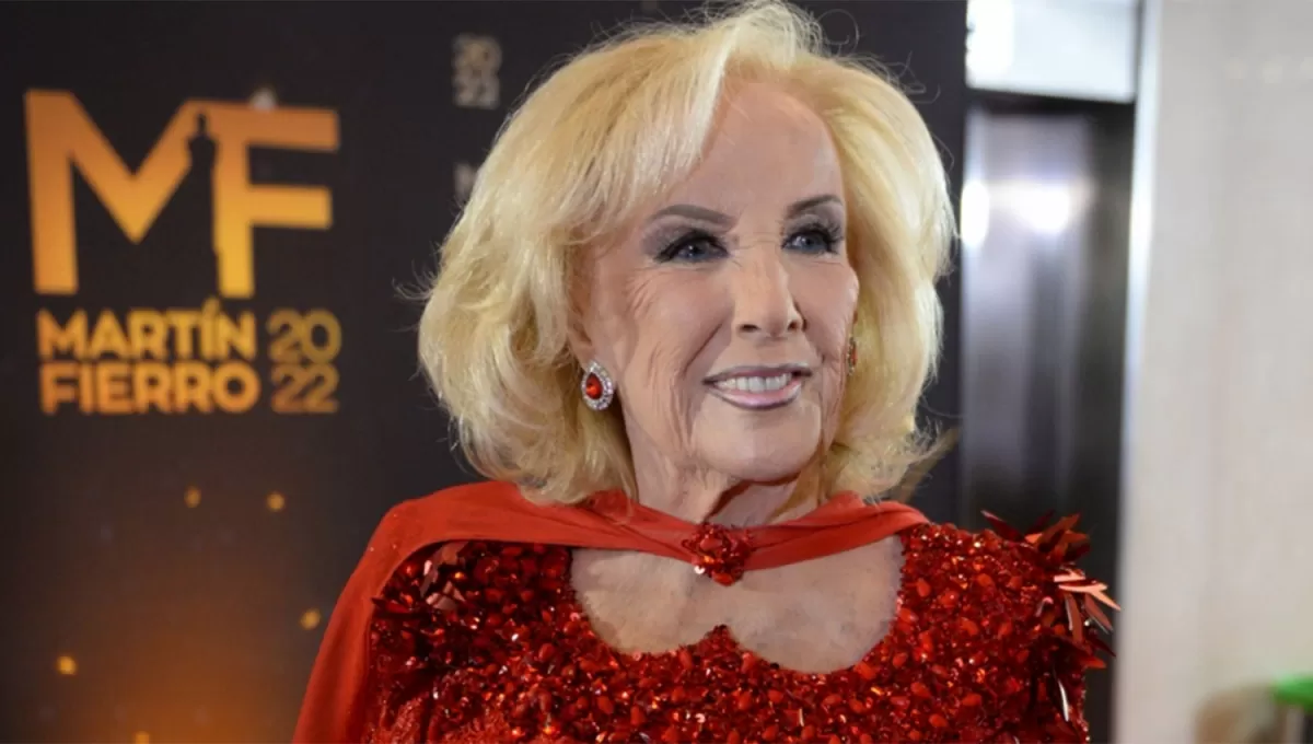 PARA SENTIRSE MEJOR. Mirtha Legrand había anunciado la semana pasada que se sometería a una cirugía ambulatoria.