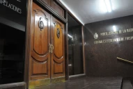 Procesan a dos personas, entre ellas a un preso, por trata de personas